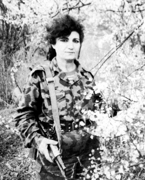 Female soldiers during Karapakh war1